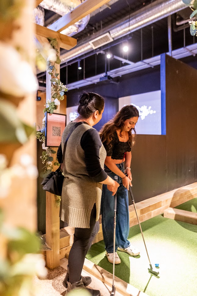 Mini Golf at Spinners Reading