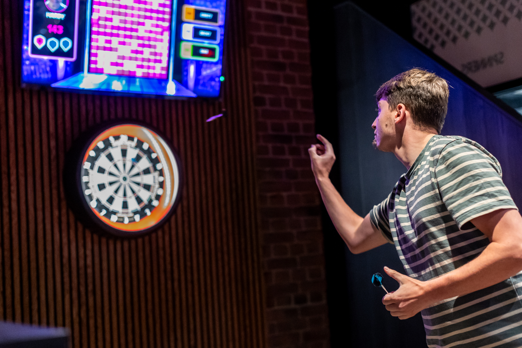 Electric Darts at Spinners